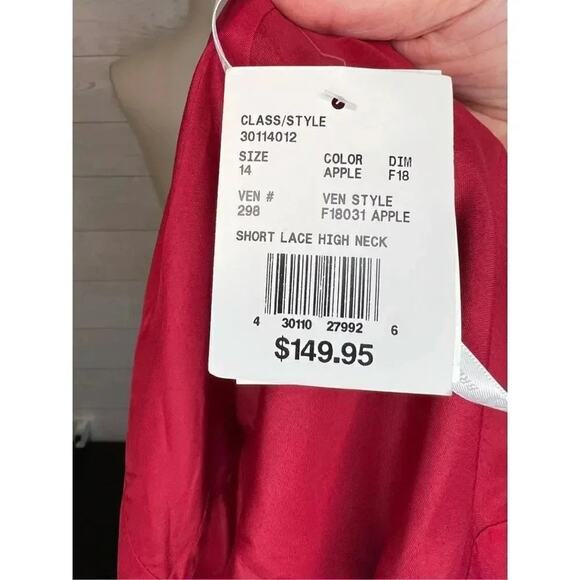 David’s Bridal layered lace Apple Red dress Size 14, NWT - Picture 5 of 6